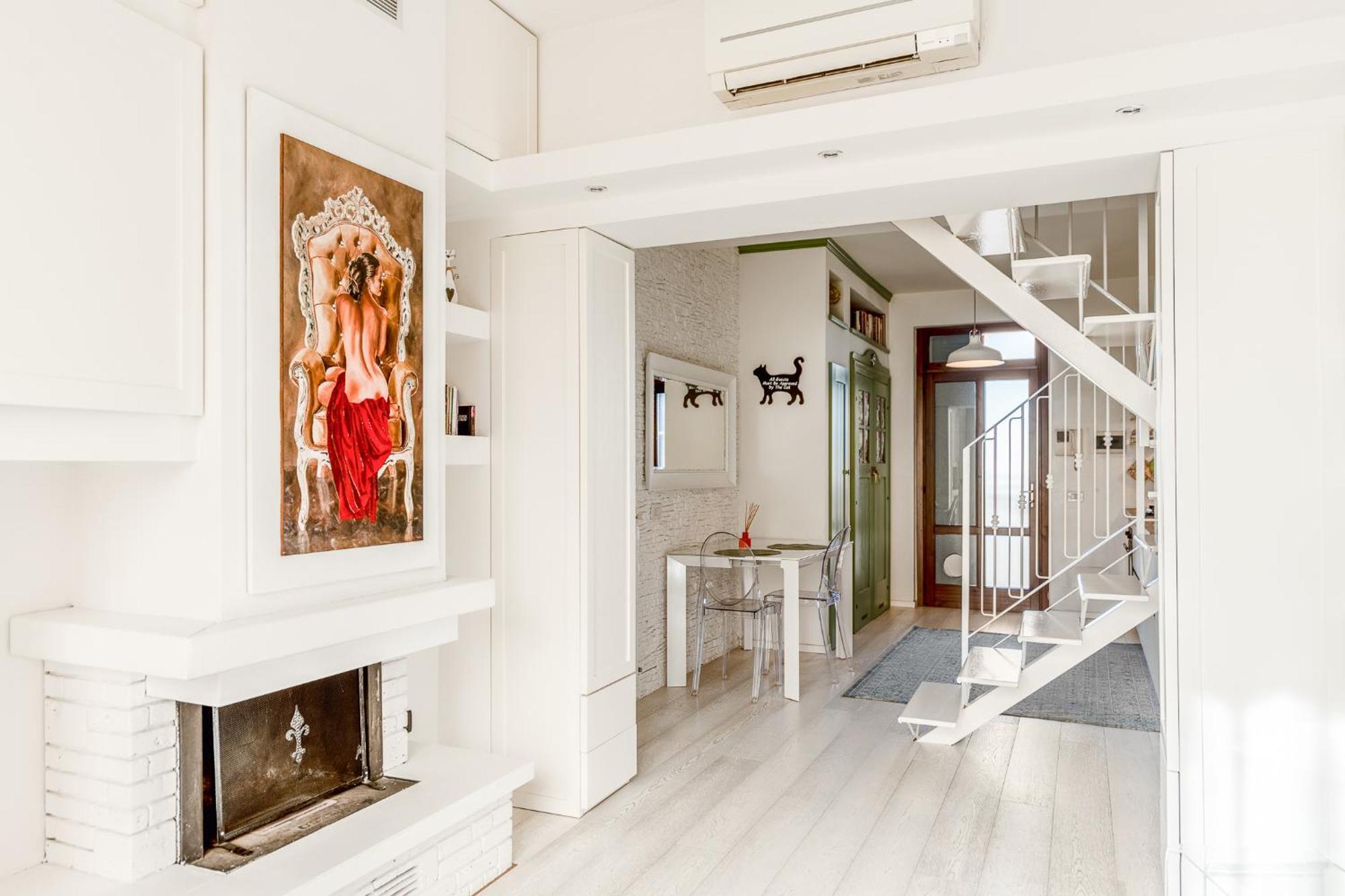 밀라노 Bright Loft - Free Private Parking 아파트 외부 사진